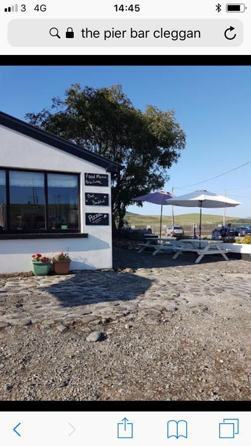 The Pier Bar , Cleggan Bed & Breakfast Exterior photo